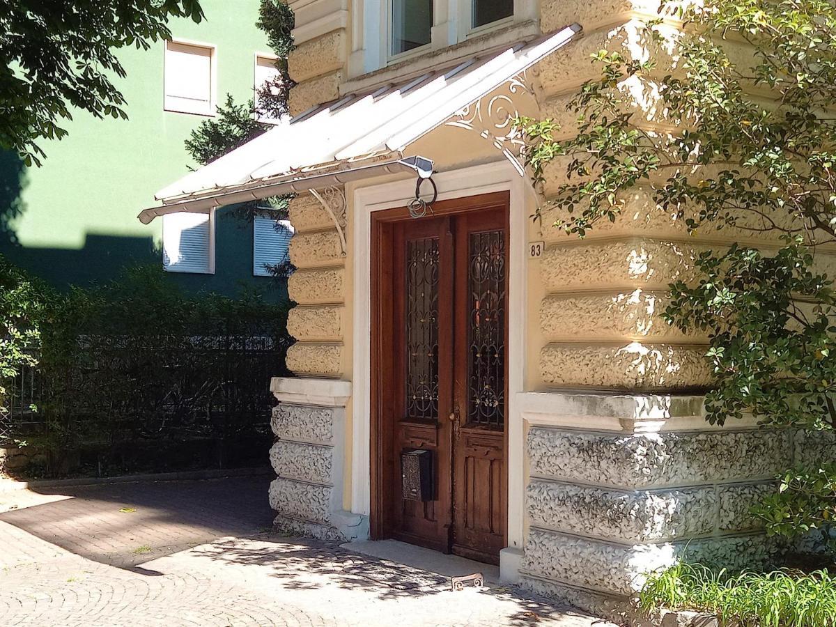 5-Zimmer-Appartement In Historischer Privatvilla, Meran Zentrum, Kostenloser Parkplatz Exterior foto